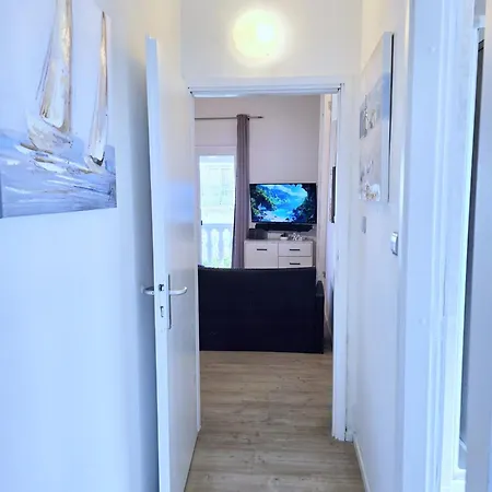 Bralo * Τρογκίρ