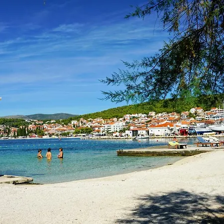 Bralo شقة تروغير