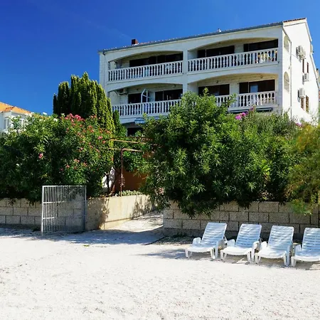 Apartman Bralo *